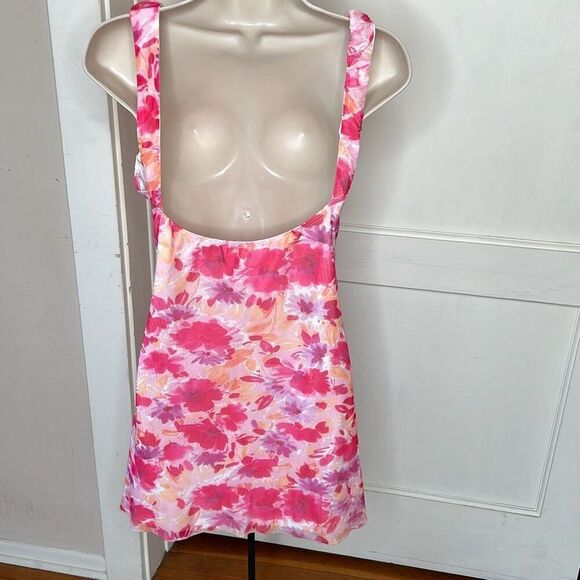 Princess Polly ZUBA MINI DRESS PINK FLORAL Nwot Size 10 Summer Dress - Picture 7 of 9